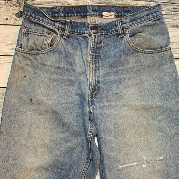 Vintage Levi's 560 Loose Fit Tampered Leg Distressed Jeans - Picture 2 of 12